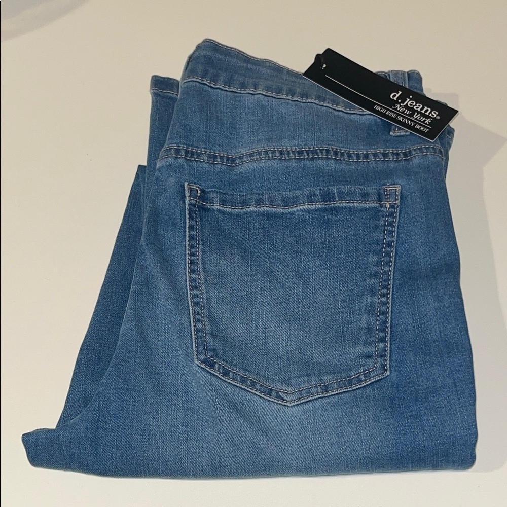 D. Jeans High Rise Skinny Boot cut Blue Denim Jeans size 4